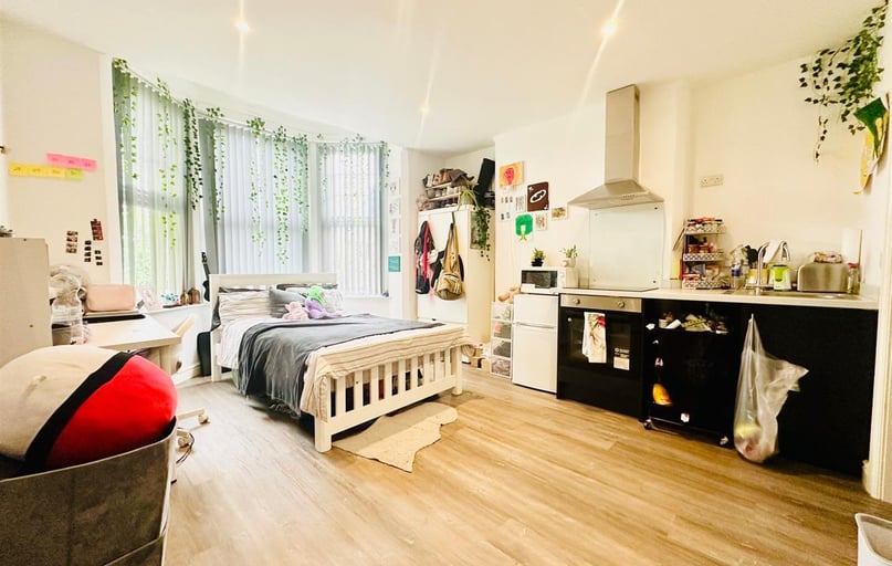 Derby Road, Lenton, Nottingham - Image 1